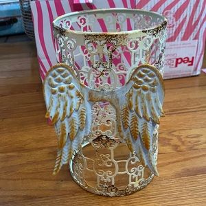 Pink Zebra Angel Wings Accent Shade